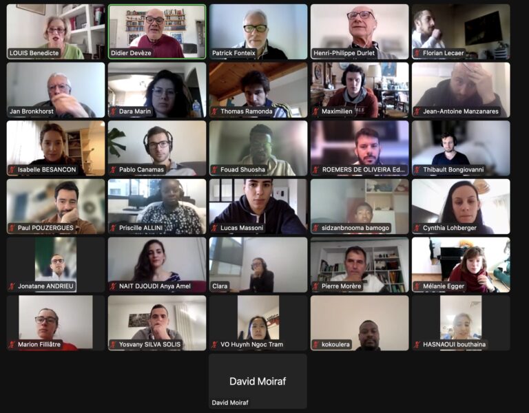 Pendant la formation Pitch aux doctorants Collège Doctoral AMU 2023